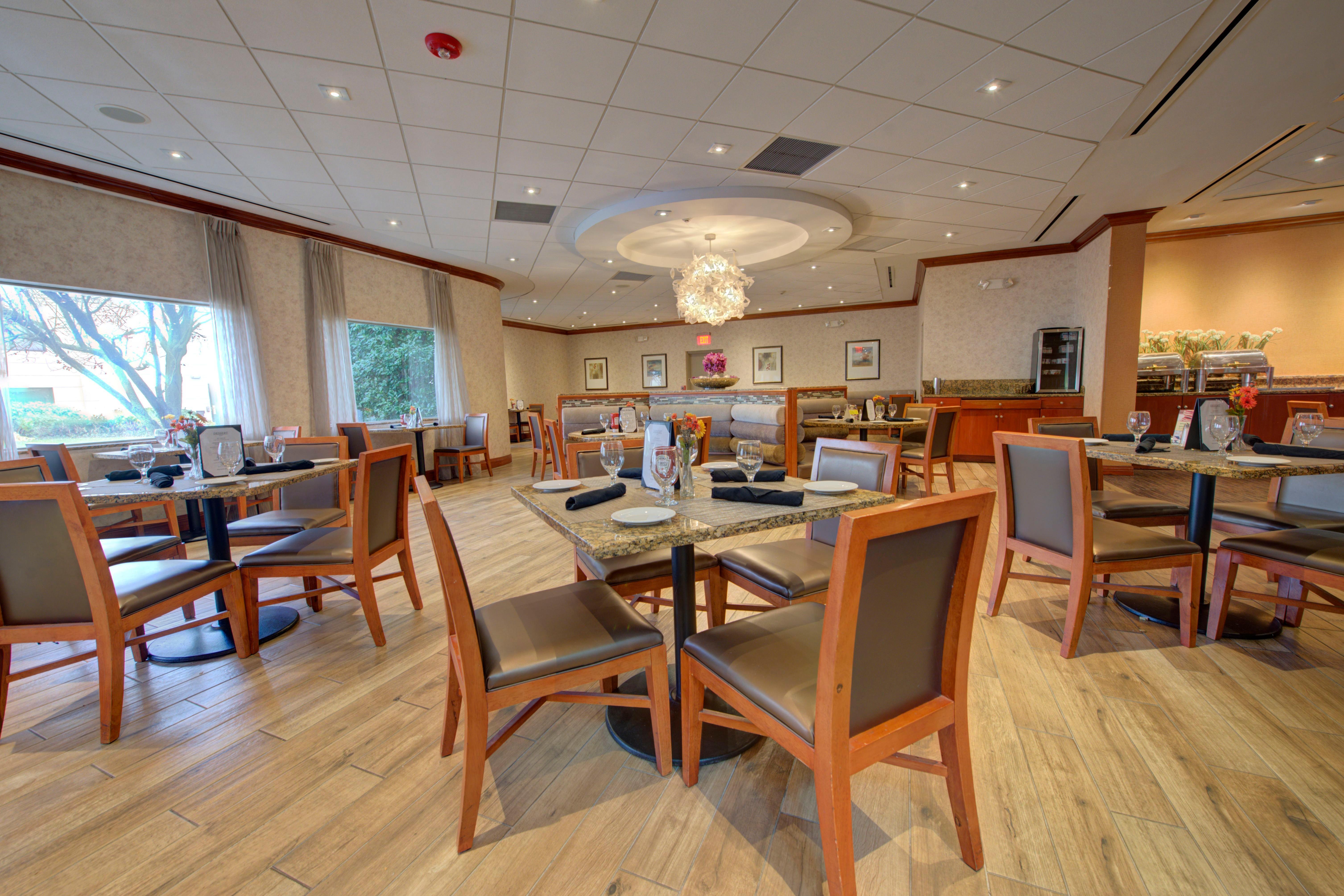 Holiday Inn Plainview-Long Island By Ihg Bagian luar foto