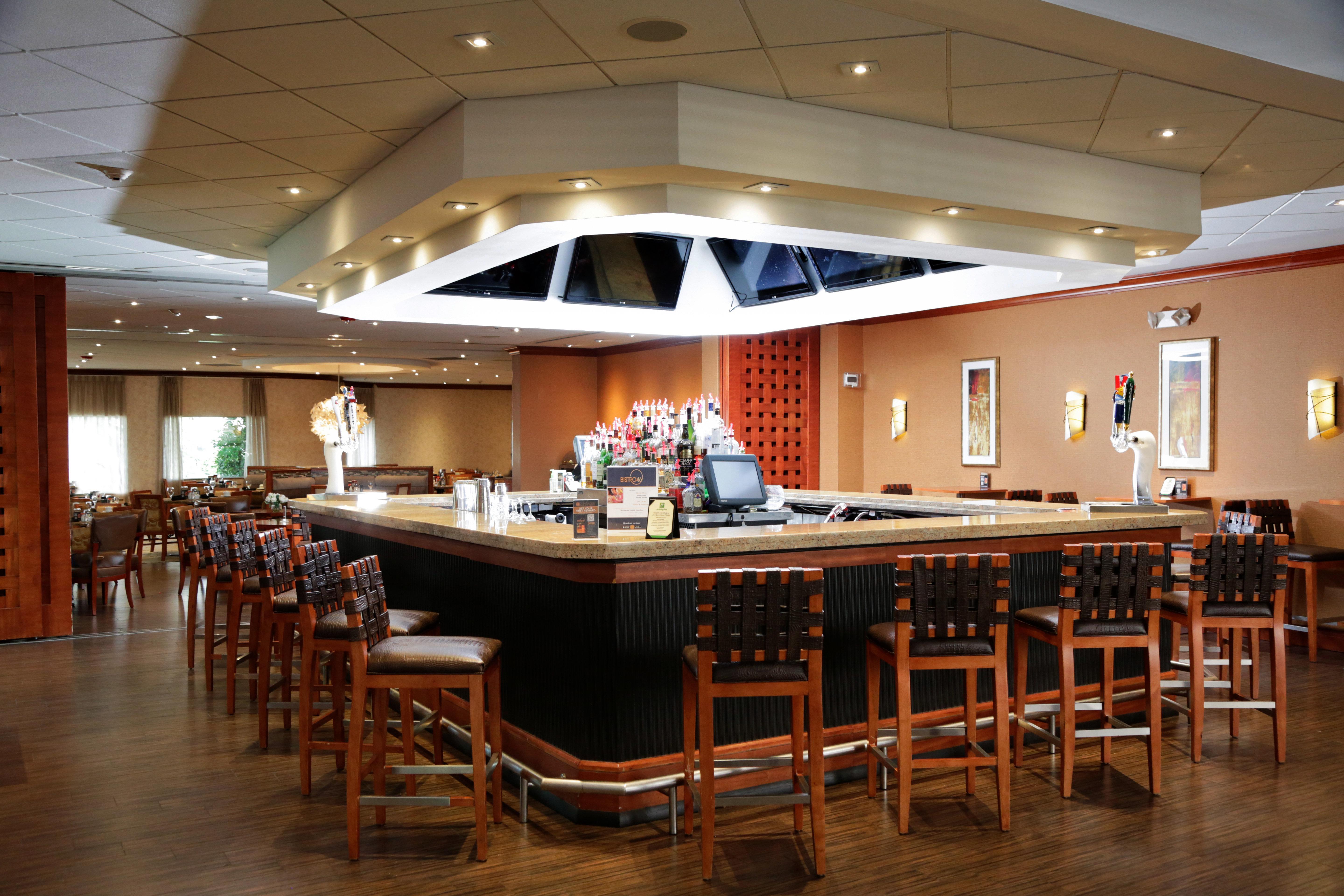 Holiday Inn Plainview-Long Island By Ihg Bagian luar foto