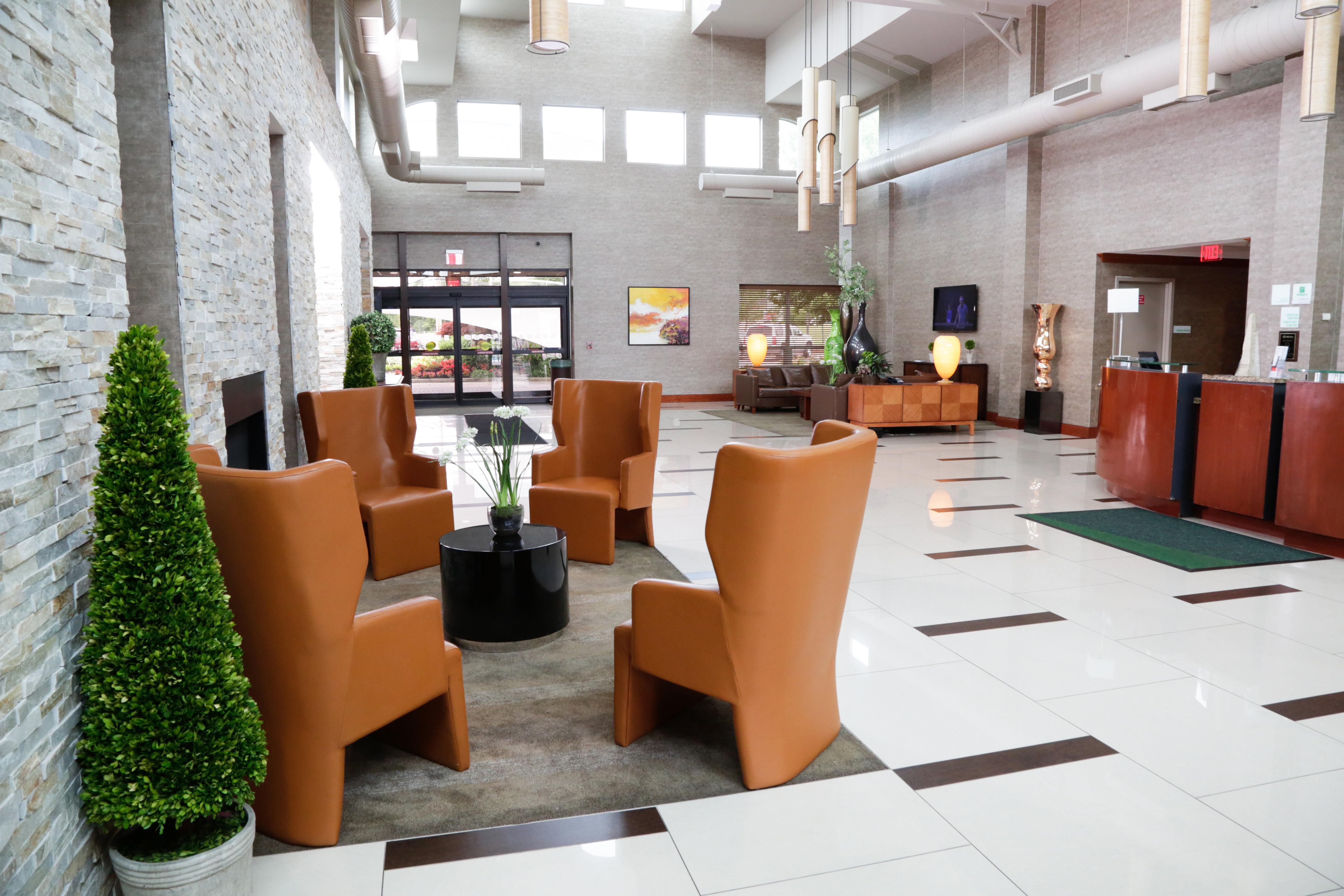 Holiday Inn Plainview-Long Island By Ihg Bagian luar foto