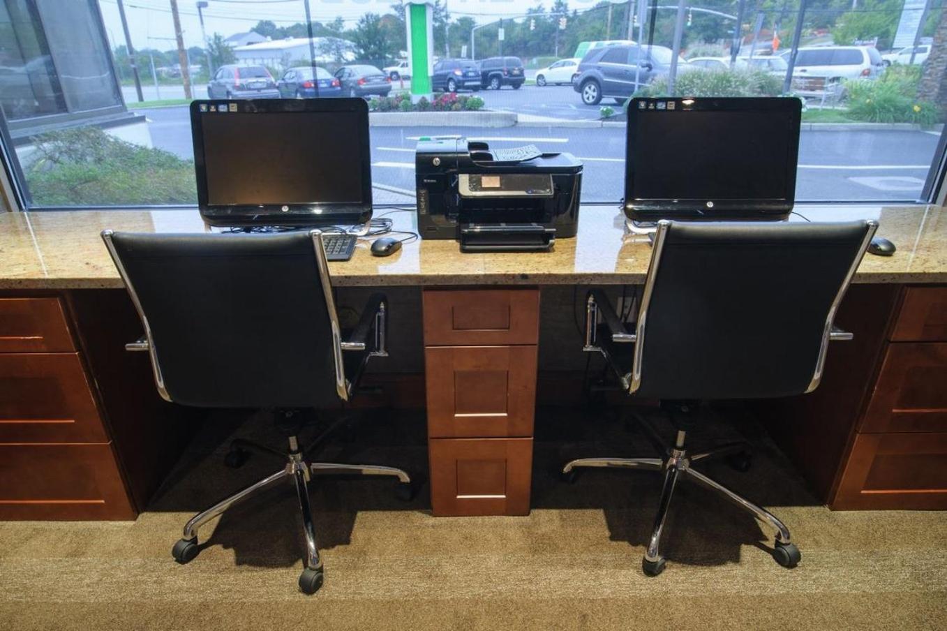Holiday Inn Plainview-Long Island By Ihg Bagian luar foto
